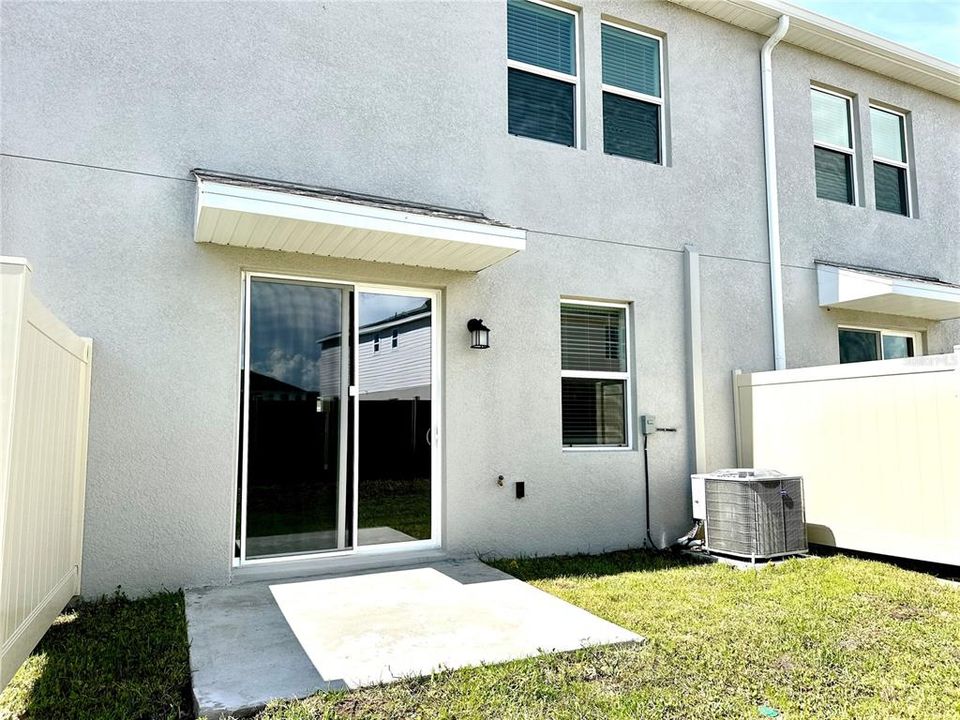 出租: $1,900 (3 贝兹, 2 浴室, 1655 平方英尺)