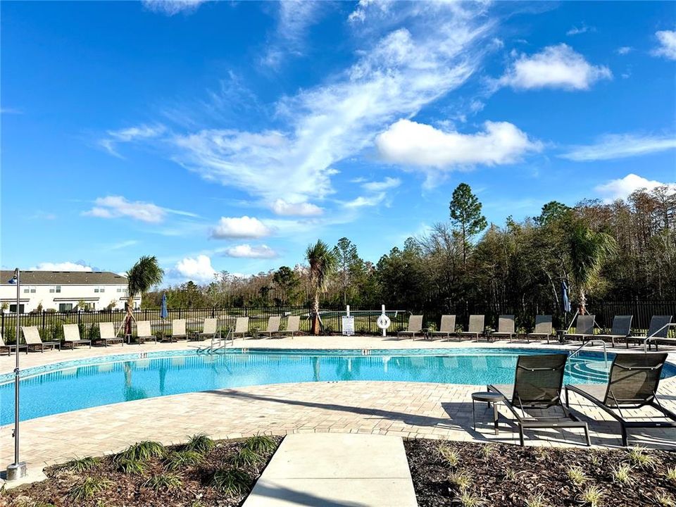 出租: $1,900 (3 贝兹, 2 浴室, 1655 平方英尺)