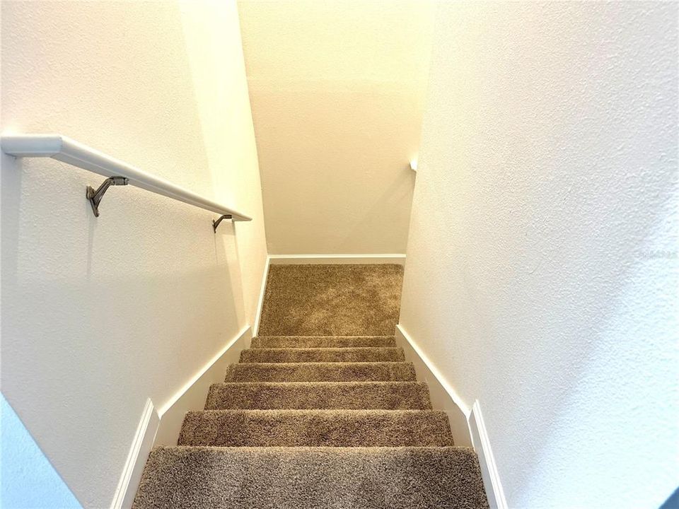 出租: $1,900 (3 贝兹, 2 浴室, 1655 平方英尺)