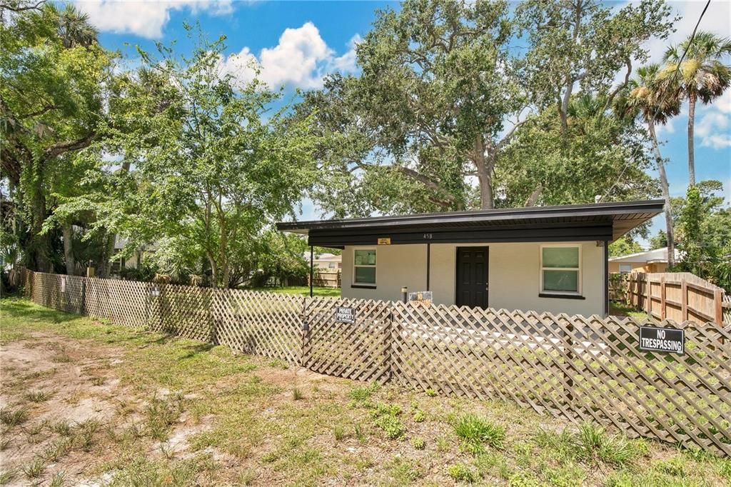 Active With Contract: $189,999 (2 beds, 2 baths, 960 Square Feet)