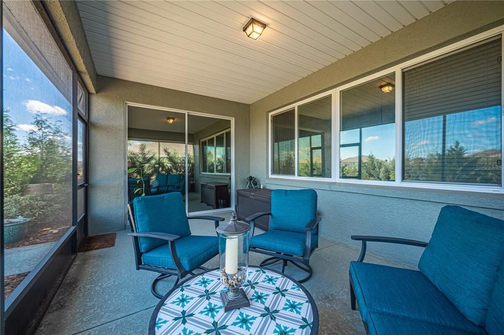 For Sale: $585,000 (2 beds, 2 baths, 2099 Square Feet)