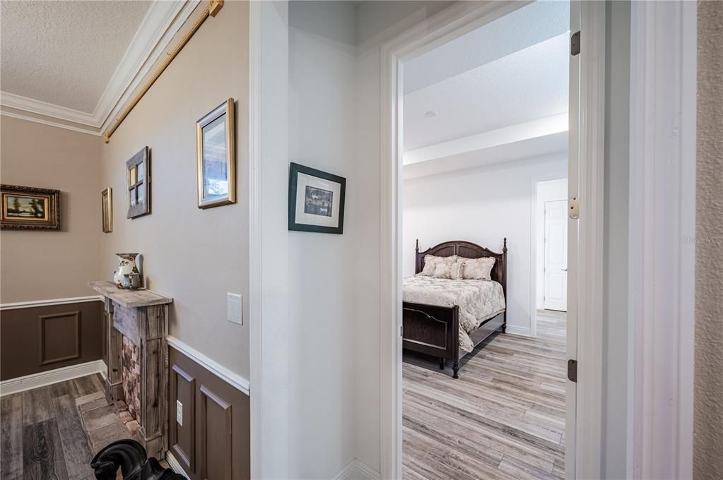 For Sale: $585,000 (2 beds, 2 baths, 2099 Square Feet)