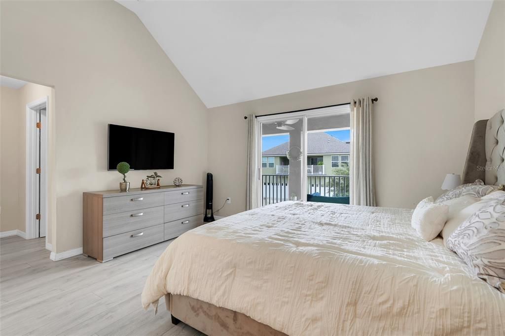 На продажу: $349,000 (3 спален, 2 ванн, 1505 Квадратных фут)