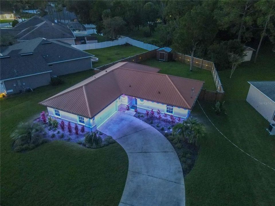 Active With Contract: $310,000 (3 beds, 2 baths, 1348 Square Feet)