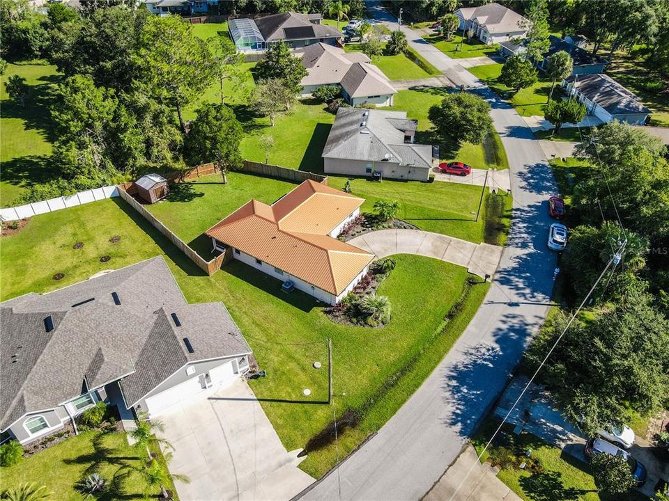 Active With Contract: $310,000 (3 beds, 2 baths, 1348 Square Feet)