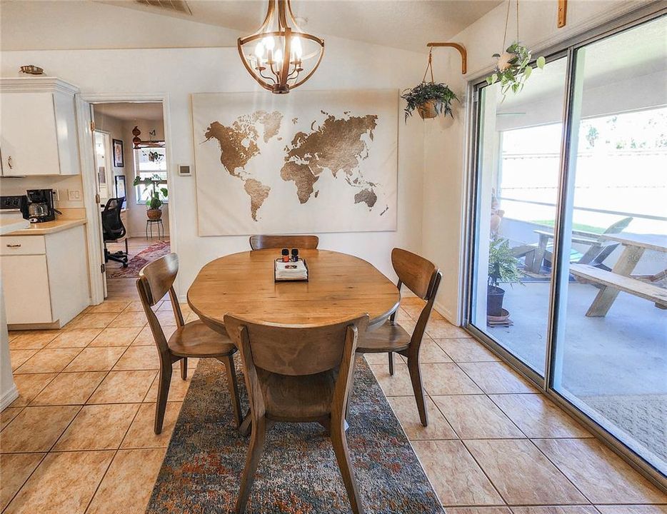 Active With Contract: $310,000 (3 beds, 2 baths, 1348 Square Feet)