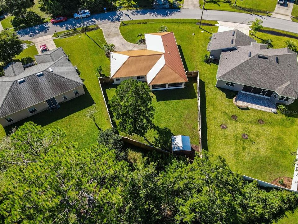 Active With Contract: $310,000 (3 beds, 2 baths, 1348 Square Feet)