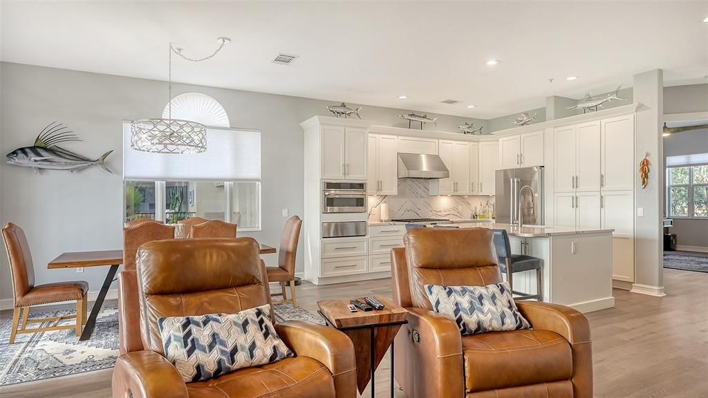 На продажу: $649,000 (4 спален, 4 ванн, 2848 Квадратных фут)