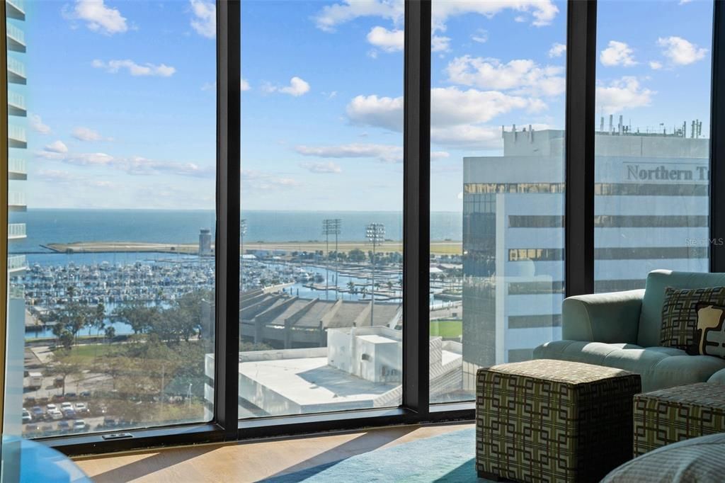 Active With Contract: $945,000 (2 beds, 2 baths, 1608 Square Feet)