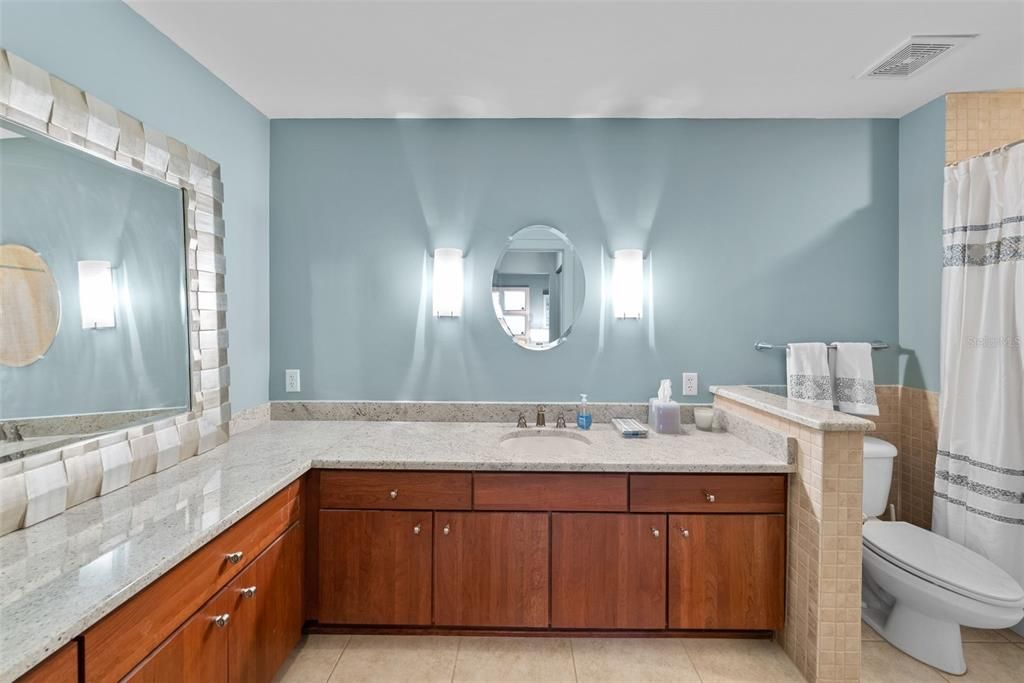 Active With Contract: $945,000 (2 beds, 2 baths, 1608 Square Feet)