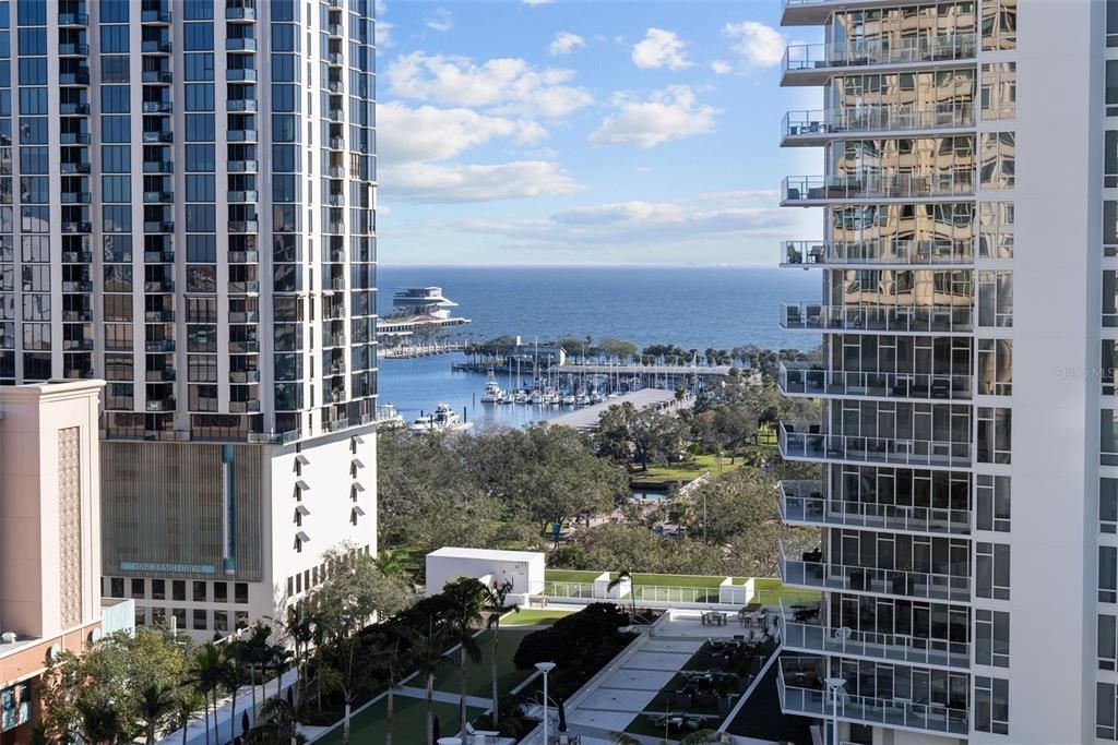 Active With Contract: $945,000 (2 beds, 2 baths, 1608 Square Feet)