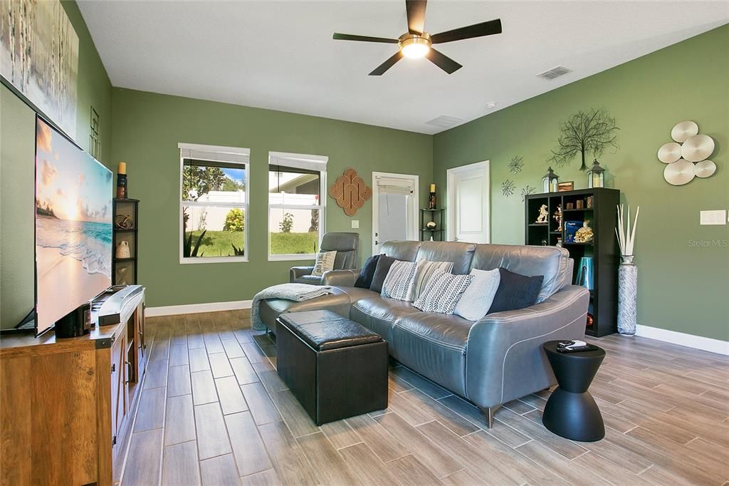 Active With Contract: $480,000 (4 beds, 3 baths, 2061 Square Feet)