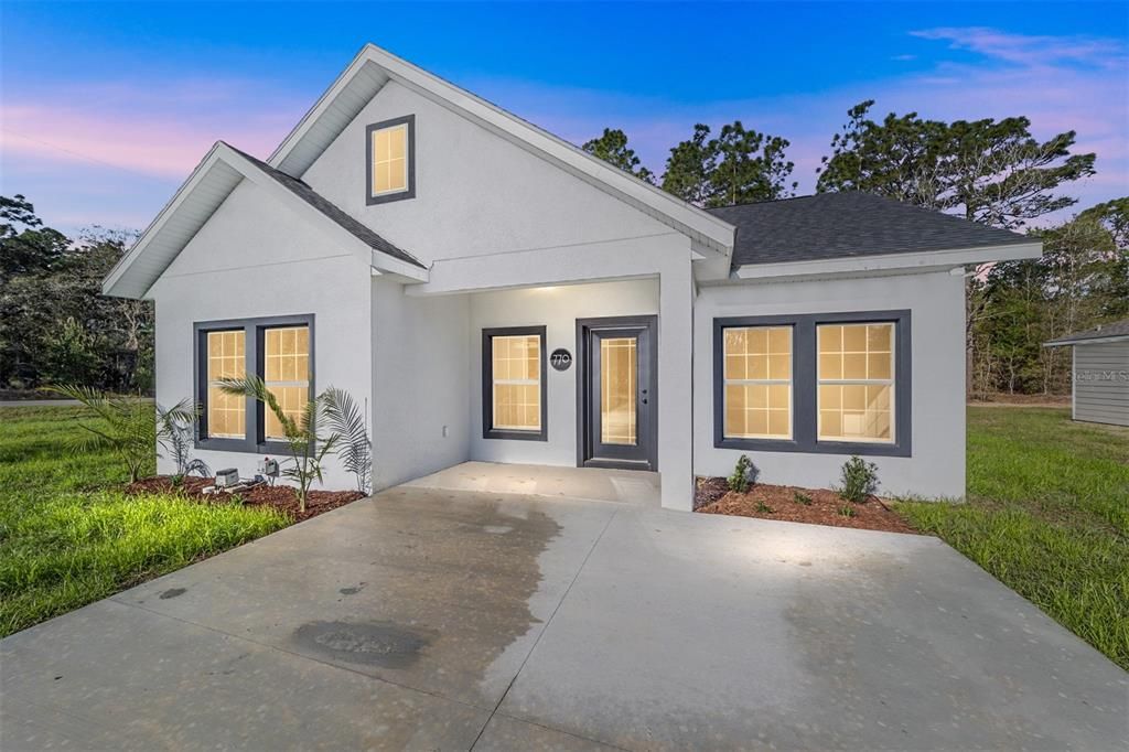 For Rent: $2,000 (2 beds, 2 baths, 1443 Square Feet)