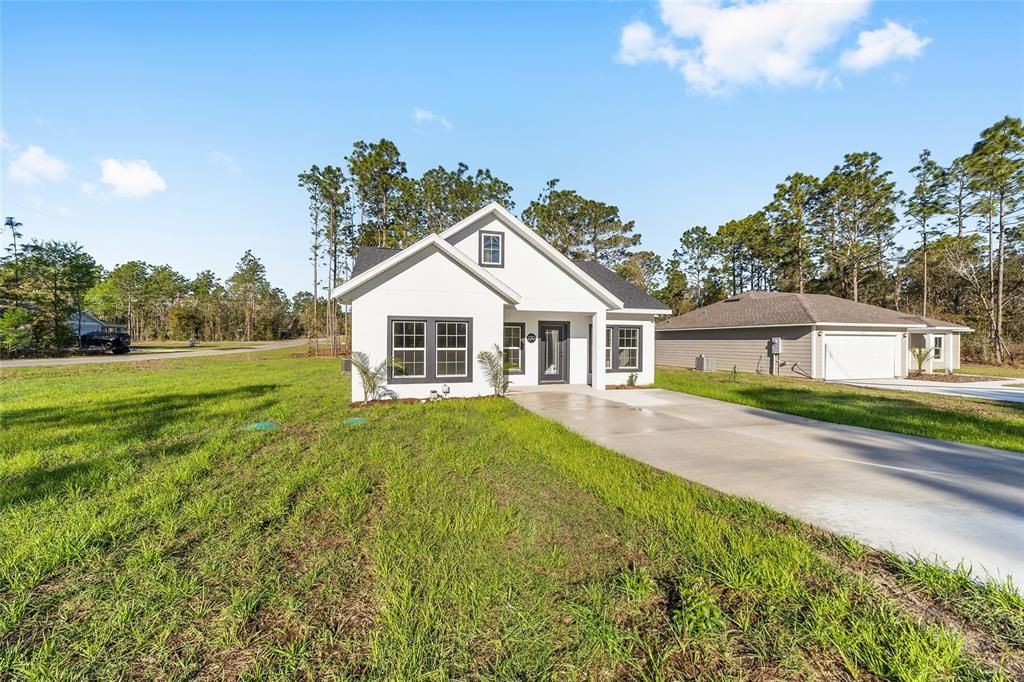 For Rent: $2,000 (2 beds, 2 baths, 1443 Square Feet)