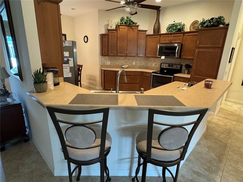 For Sale: $479,900 (3 beds, 2 baths, 1880 Square Feet)