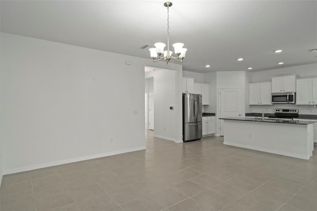 待售: $319,000 (3 贝兹, 2 浴室, 1649 平方英尺)