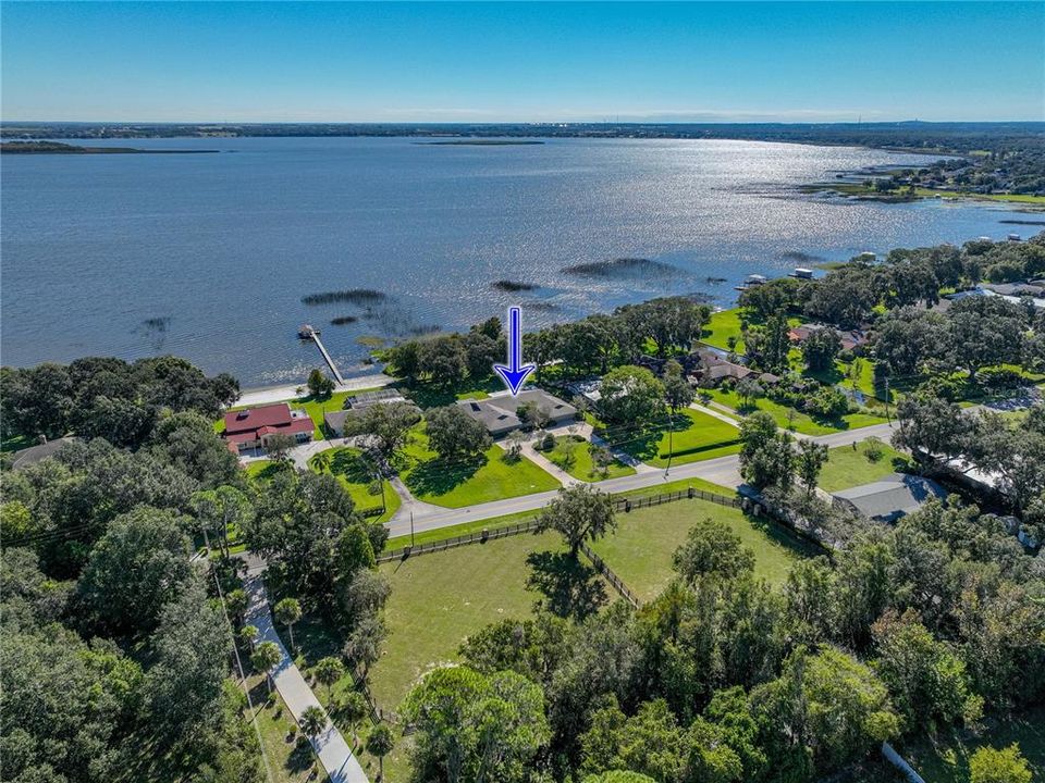 For Sale: $400,000 (4 beds, 2 baths, 2142 Square Feet)