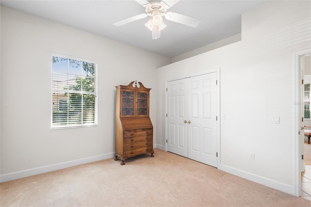 For Sale: $400,000 (4 beds, 2 baths, 2142 Square Feet)