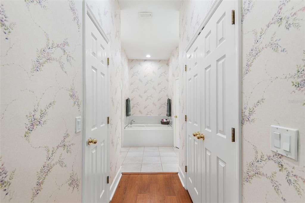 For Sale: $400,000 (4 beds, 2 baths, 2142 Square Feet)