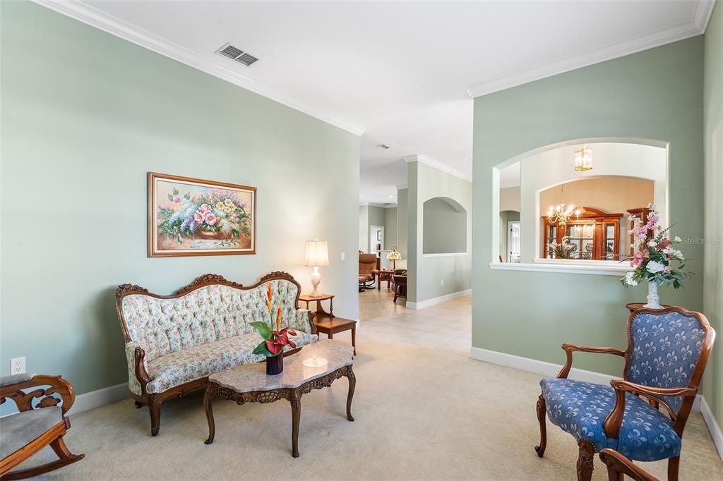 For Sale: $400,000 (4 beds, 2 baths, 2142 Square Feet)