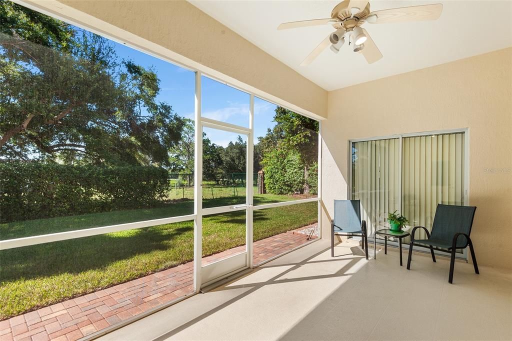 For Sale: $400,000 (4 beds, 2 baths, 2142 Square Feet)