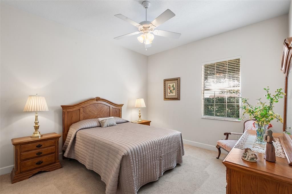 For Sale: $400,000 (4 beds, 2 baths, 2142 Square Feet)