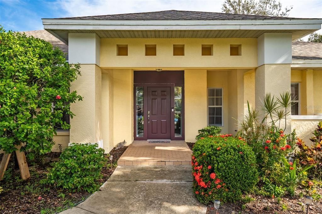 For Rent: $3,550 (3 beds, 2 baths, 2225 Square Feet)