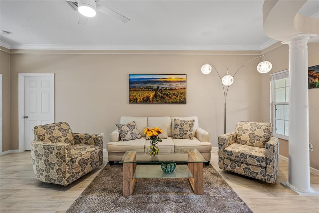 For Rent: $3,550 (3 beds, 2 baths, 2225 Square Feet)