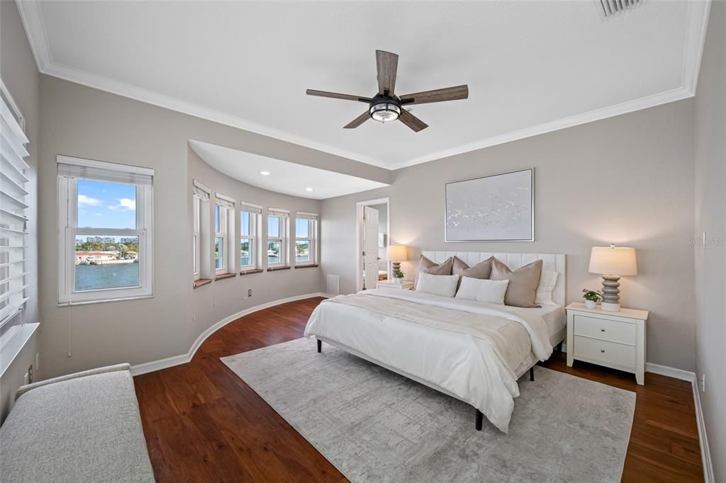 For Sale: $1,574,000 (4 beds, 3 baths, 2713 Square Feet)