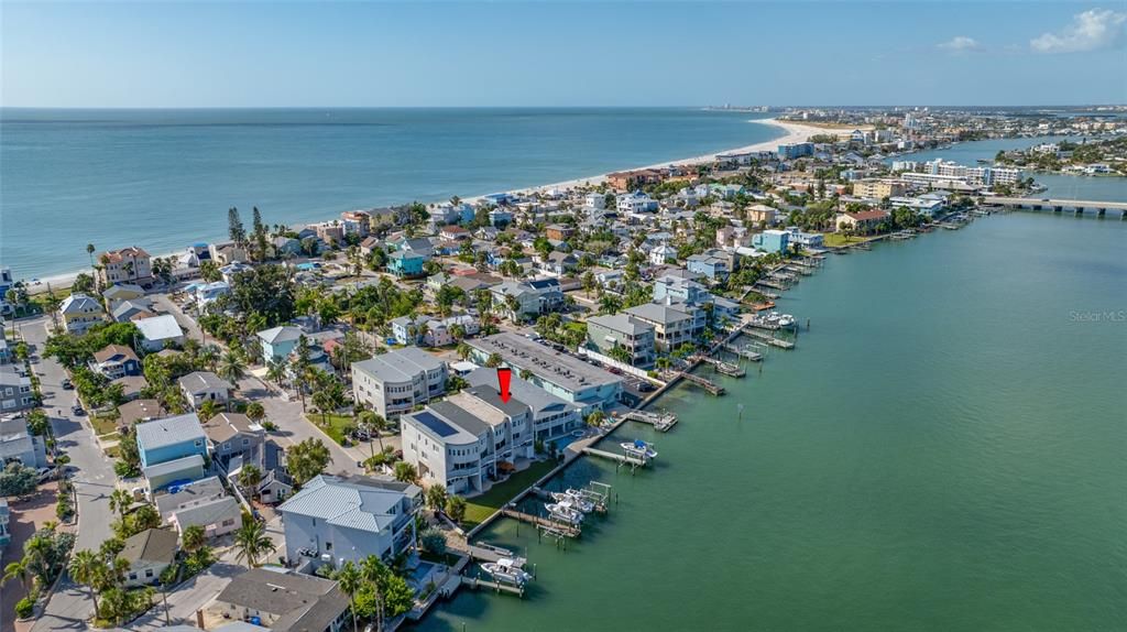 For Sale: $1,574,000 (4 beds, 3 baths, 2713 Square Feet)