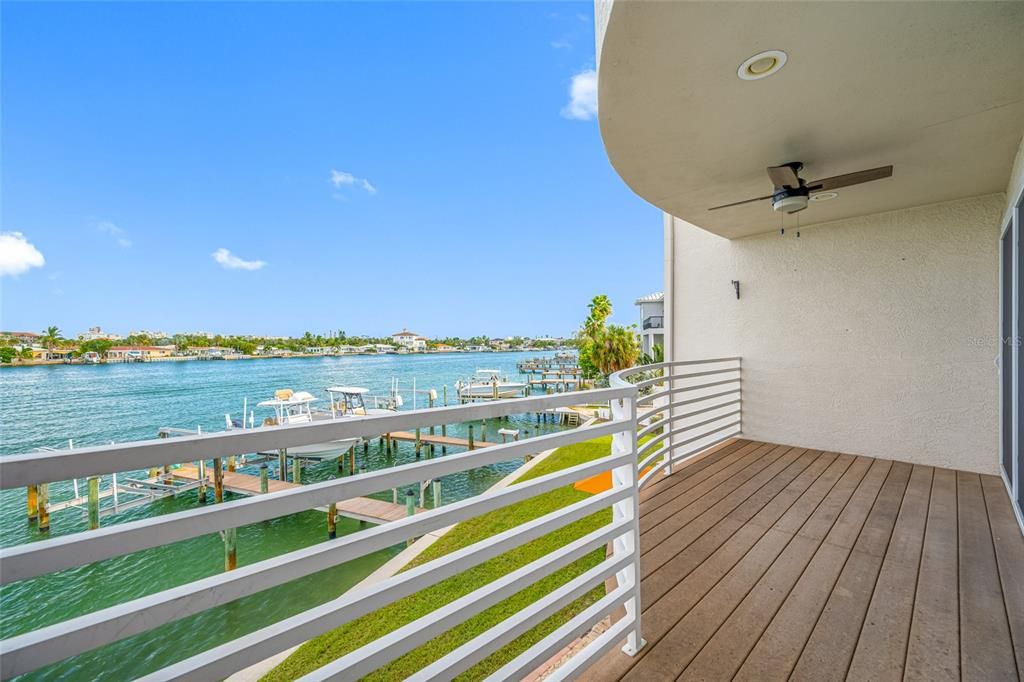 For Sale: $1,574,000 (4 beds, 3 baths, 2713 Square Feet)