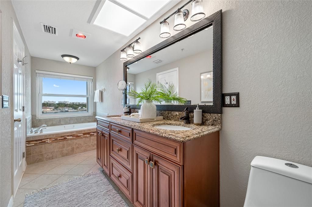 For Sale: $1,574,000 (4 beds, 3 baths, 2713 Square Feet)