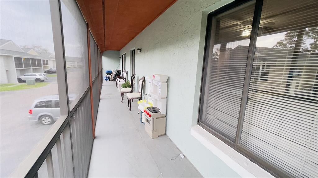 Activo con contrato: $568,500 (2 camas, 2 baños, 980 Pies cuadrados)