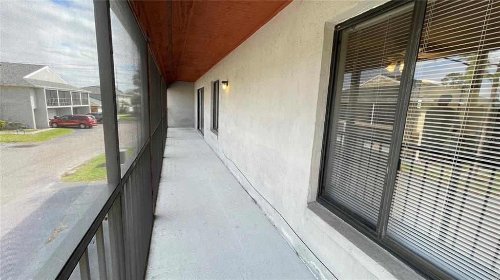 Activo con contrato: $568,500 (2 camas, 2 baños, 980 Pies cuadrados)