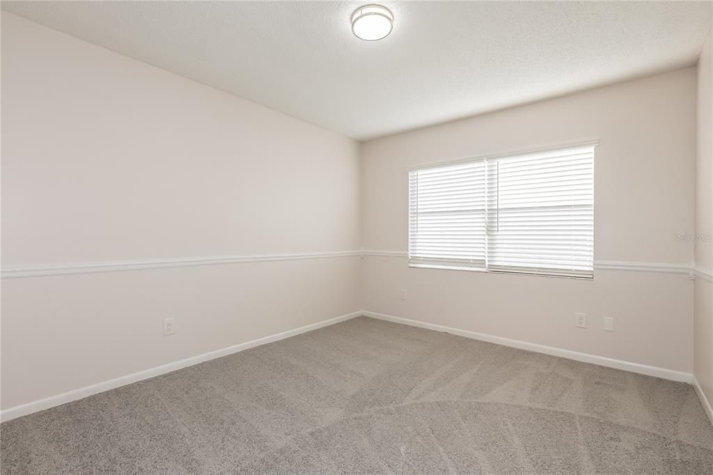 For Sale: $349,900 (3 beds, 2 baths, 1404 Square Feet)