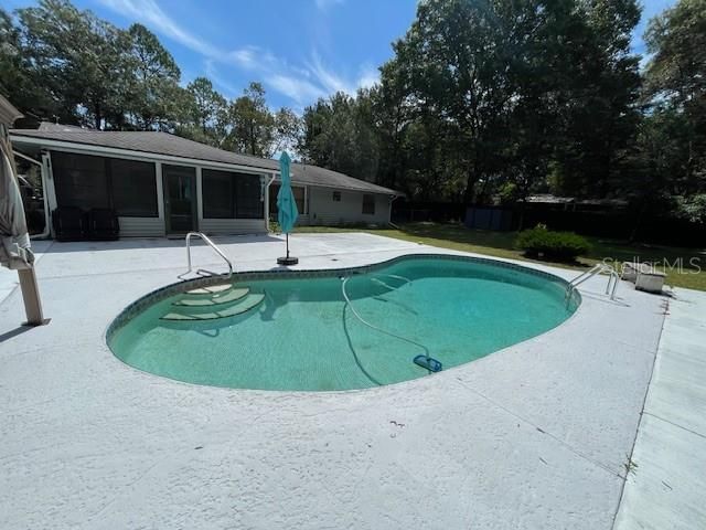 For Rent: $2,500 (2 beds, 2 baths, 1382 Square Feet)