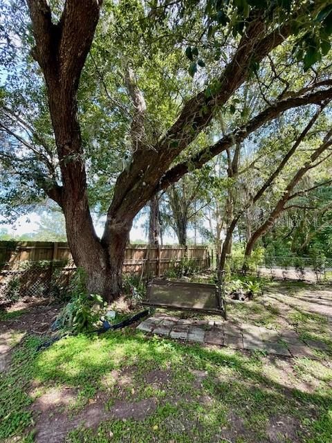 For Rent: $2,500 (2 beds, 2 baths, 1382 Square Feet)