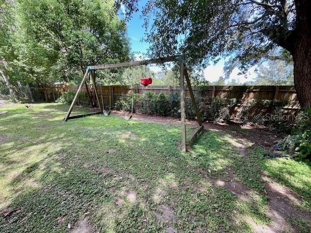 For Rent: $2,500 (2 beds, 2 baths, 1382 Square Feet)