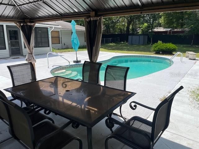 For Rent: $2,500 (2 beds, 2 baths, 1382 Square Feet)