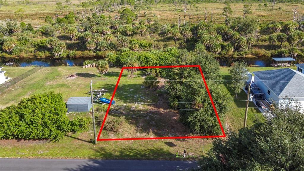 На продажу: $49,000 (0.23 acres)