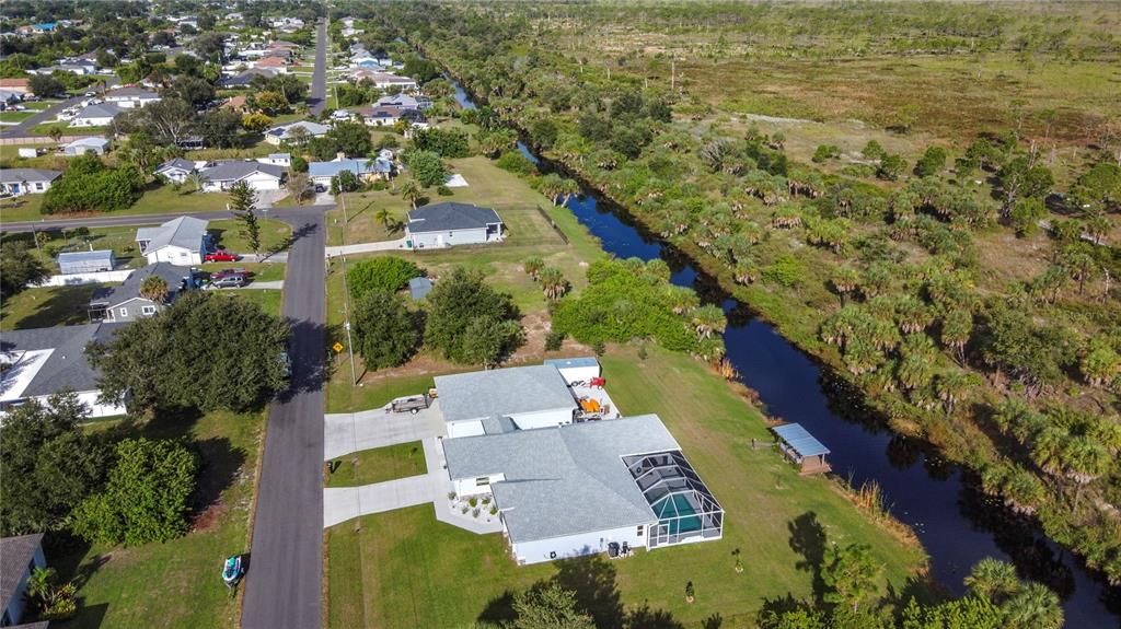 На продажу: $49,000 (0.23 acres)