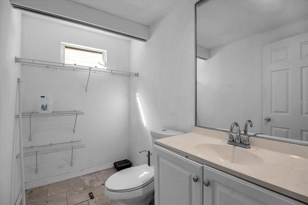 Active With Contract: $295,000 (3 beds, 2 baths, 1552 Square Feet)