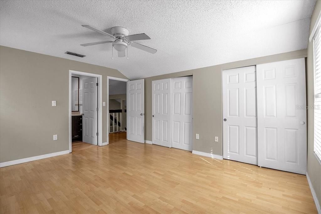 Active With Contract: $295,000 (3 beds, 2 baths, 1552 Square Feet)