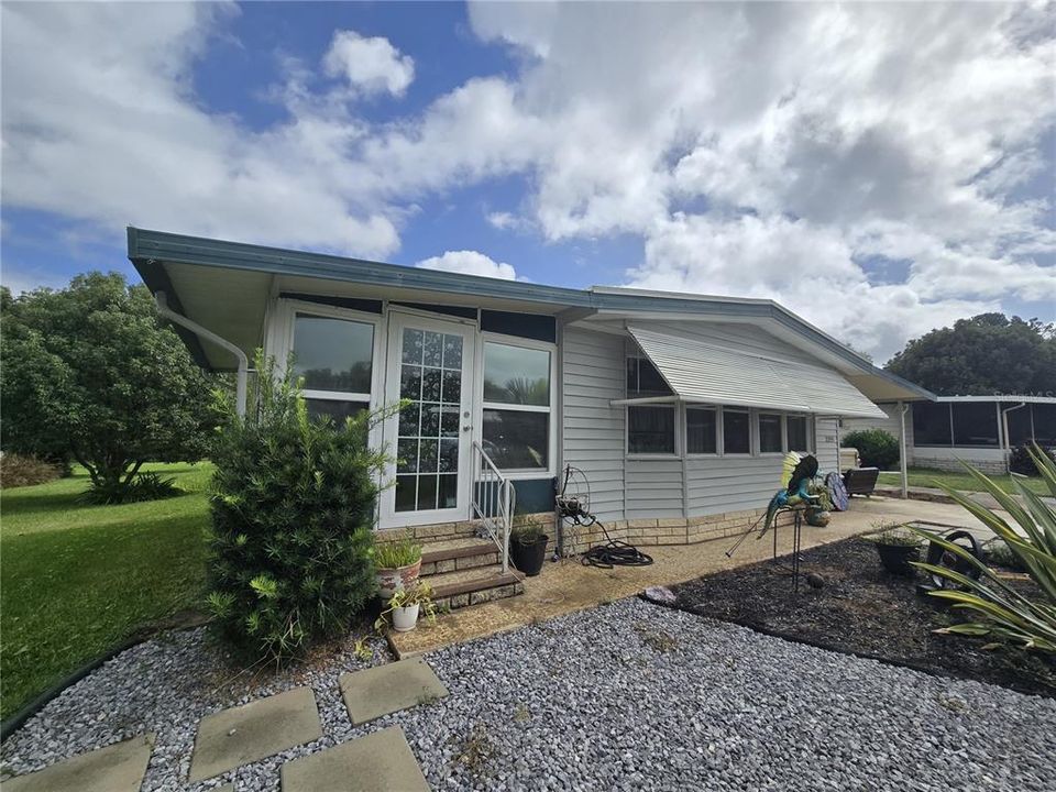 En Venta: $179,900 (2 camas, 2 baños, 1519 Pies cuadrados)