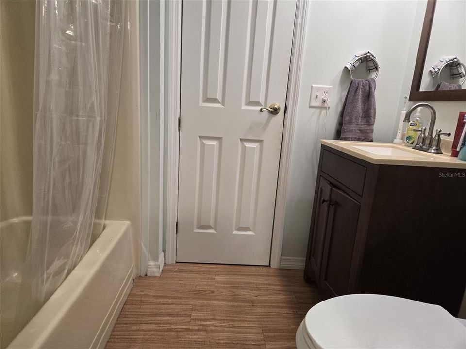 En Venta: $179,900 (2 camas, 2 baños, 1519 Pies cuadrados)