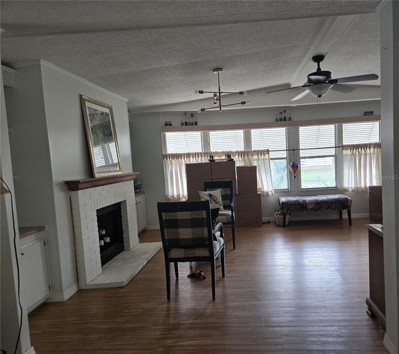 En Venta: $179,900 (2 camas, 2 baños, 1519 Pies cuadrados)