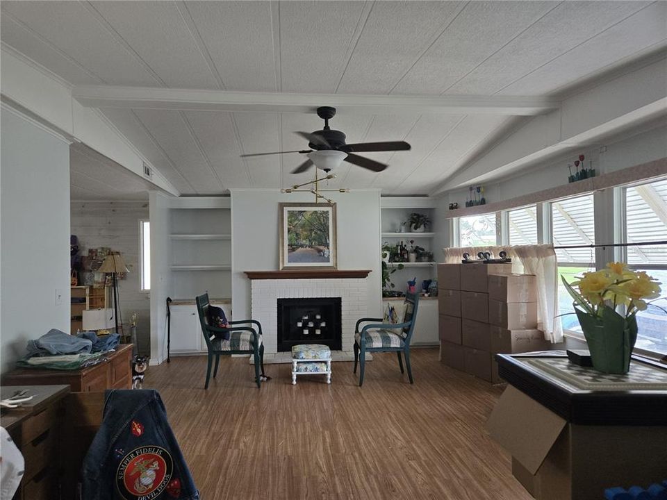 En Venta: $179,900 (2 camas, 2 baños, 1519 Pies cuadrados)