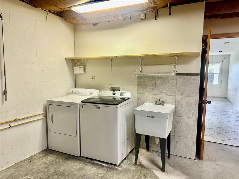 В аренду: $1,900 (3 спален, 3 ванн, 1608 Квадратных фут)