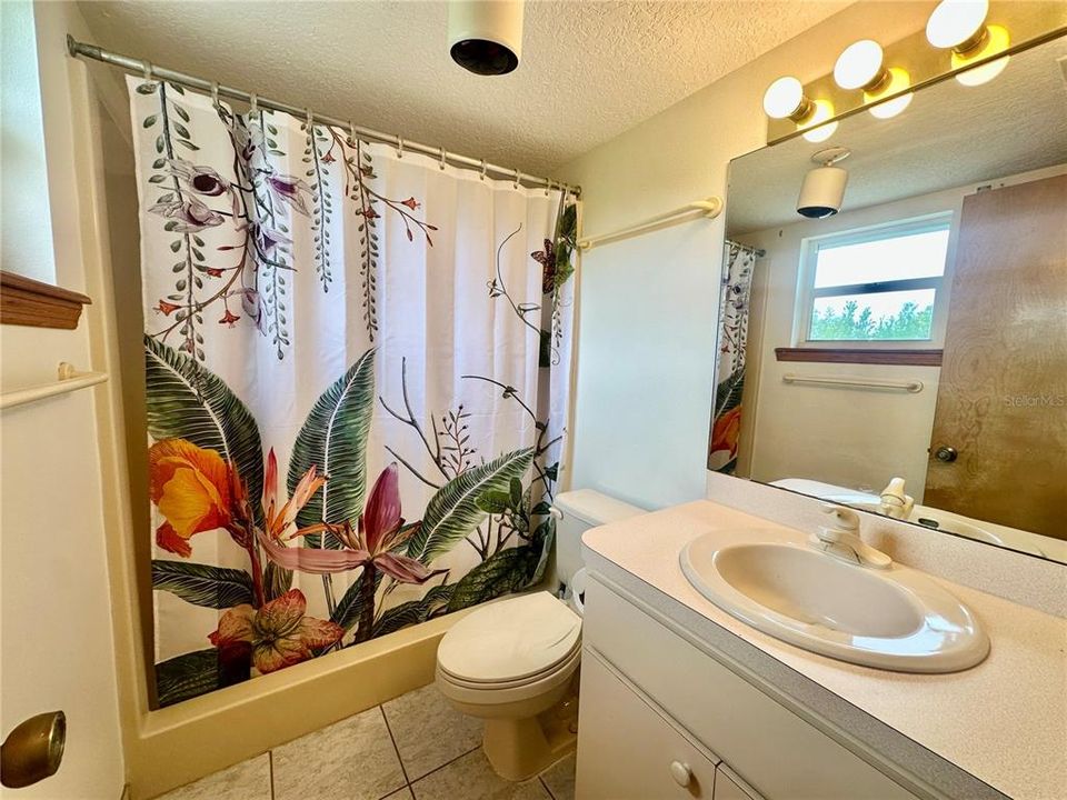 В аренду: $1,900 (3 спален, 3 ванн, 1608 Квадратных фут)