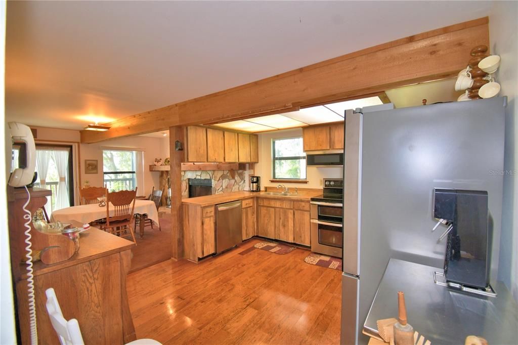 待售: $499,000 (3 贝兹, 2 浴室, 1680 平方英尺)